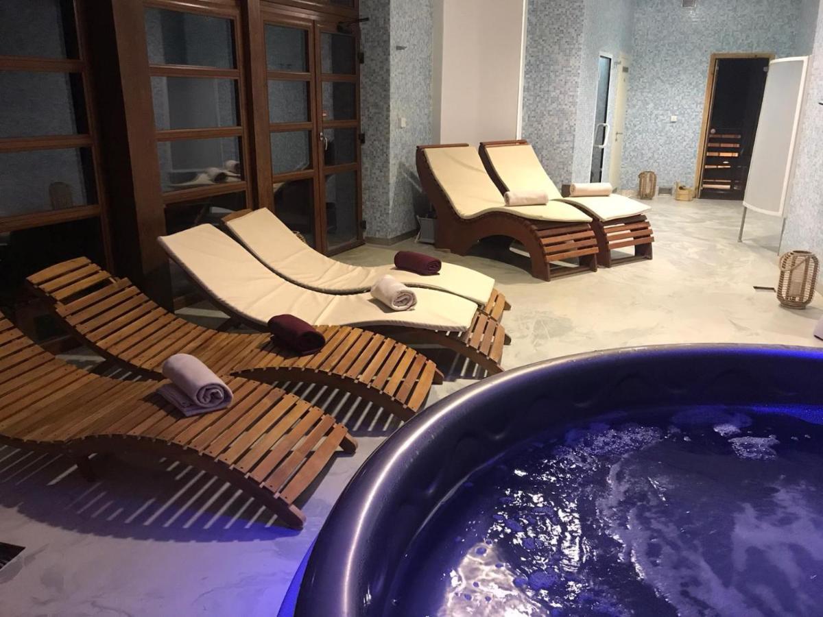 Hotel Pavla Piest'any Buitenkant foto