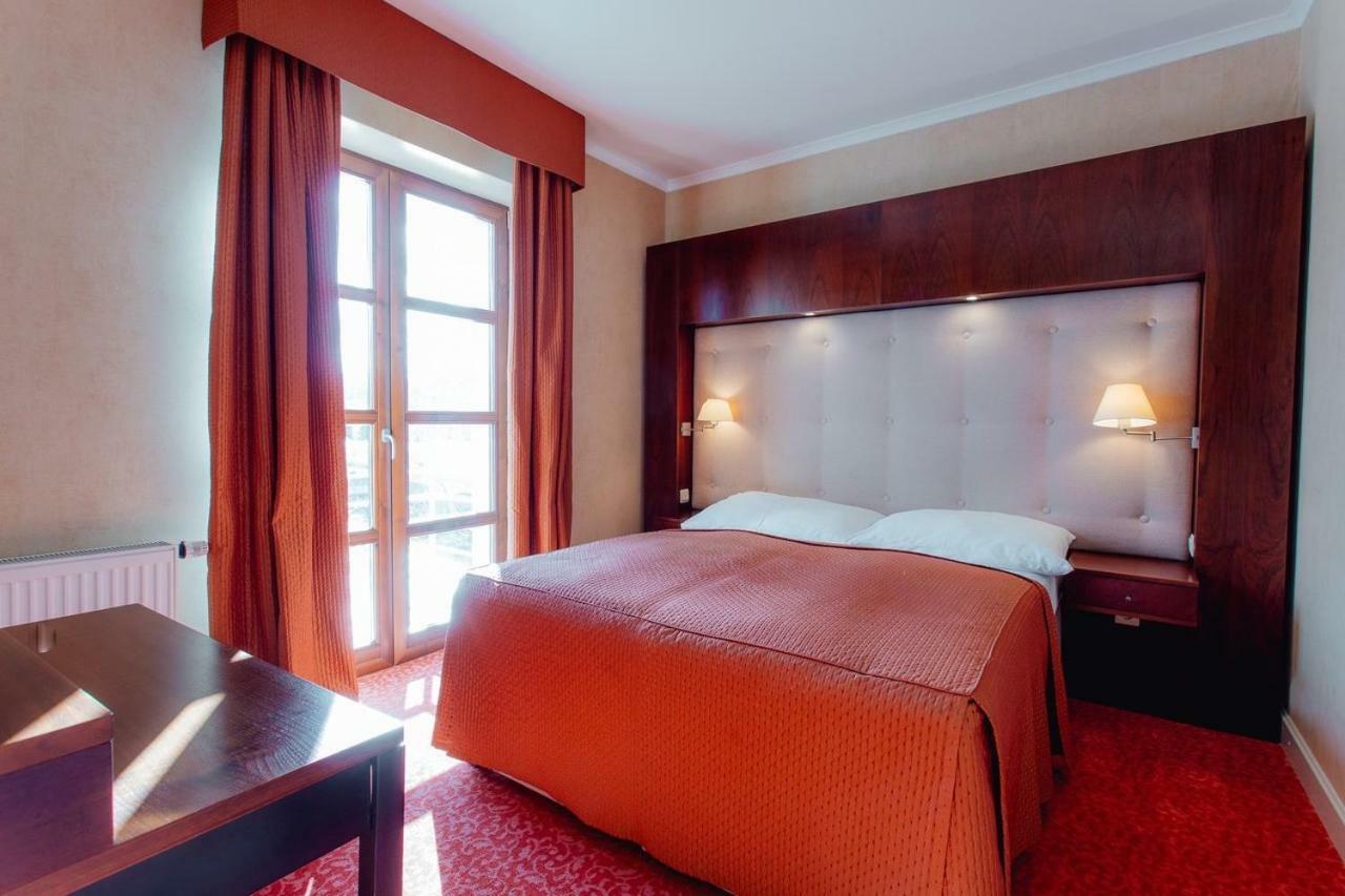 Hotel Pavla Piest'any Buitenkant foto